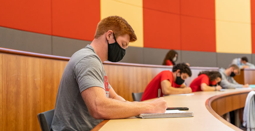 Students during class in Vermeer Science Center