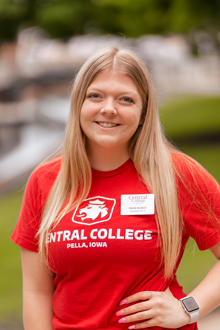 Paige Busick ’23, Central College student ambassador